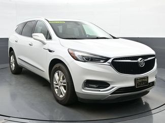 Used 2018 Buick Enclave Essence w/ Trailering Package FWD video 2