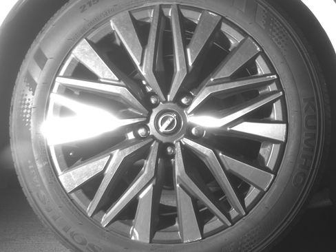 Used 2025 Nissan Altima 2.5 SV FWD image 15