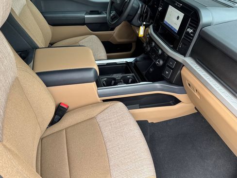 New 2025 Ford F250 XLT image 14