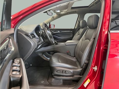 Used 2019 Buick Enclave Essence AWD/4WD image 20