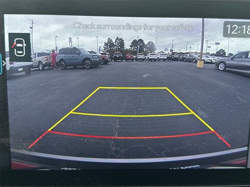 Used 2024 Hyundai Kona Limited image 30