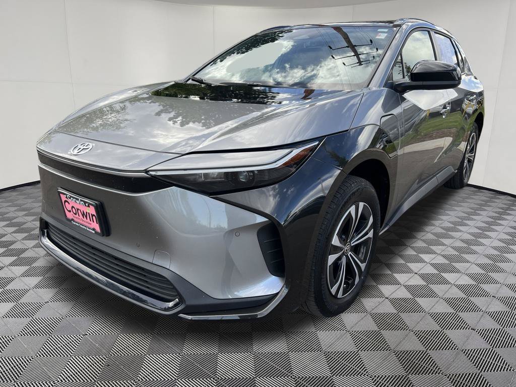 Used 2024 Toyota bZ4X AWD w/ Weather Package image 3