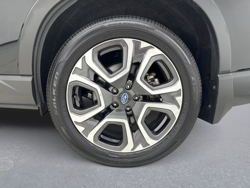 Used 2025 Subaru Ascent Touring AWD/4WD image 28