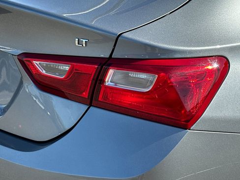 Used 2023 Chevrolet Malibu LT FWD image 24