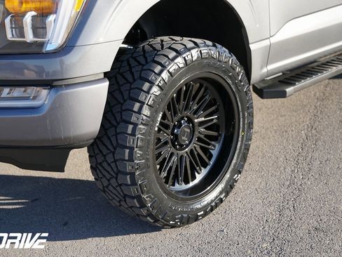 Used 2022 Ford F150 Lariat image 13