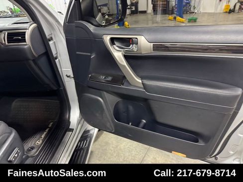 Used 2016 Lexus GX 460 image 68