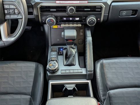 Certified 2025 Toyota 4Runner TRD Off-Road Premium image 20