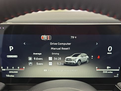 New 2026 Nissan Kicks SR w/ Cold Weather Package image 18