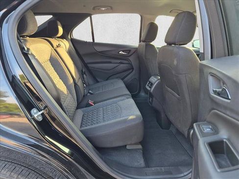 Used 2024 Chevrolet Equinox LT FWD image 20
