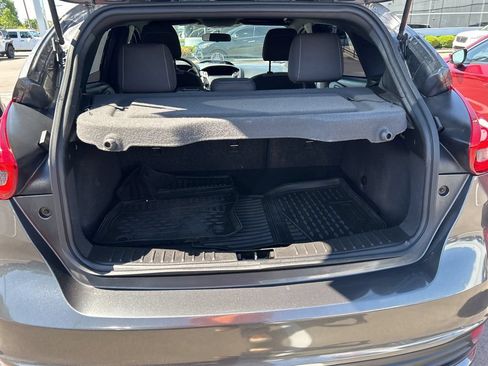 Used 2018 Ford Focus ST FWD image 13