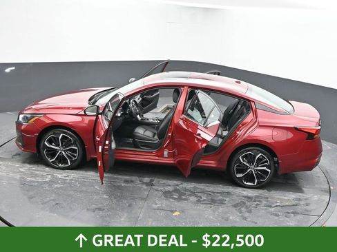 Used 2024 Nissan Altima 2.5 SR w/ SR Premium Package image 69