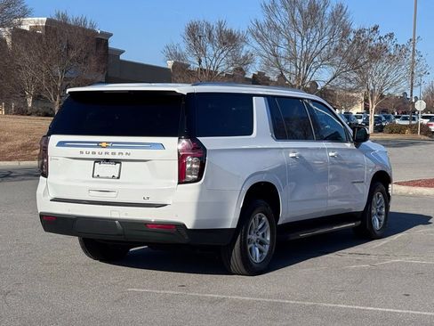 Used 2023 Chevrolet Suburban LT image 24