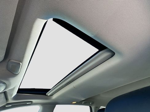 Used 2017 INFINITI QX60 Base w/ Premium Plus Package image 19