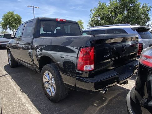 Used 2019 RAM 1500 Express w/ Wheel & Sound Group AWD/4WD image 3