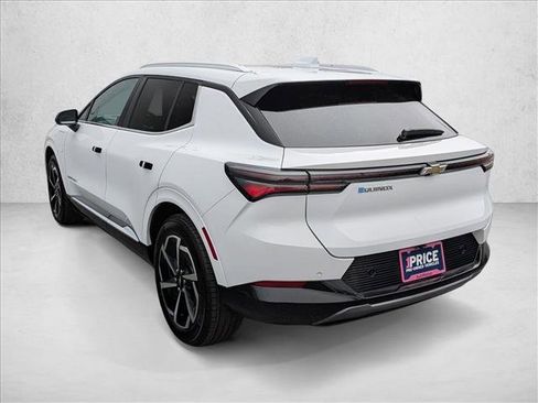 Used 2025 Chevrolet Equinox EV LT image 7