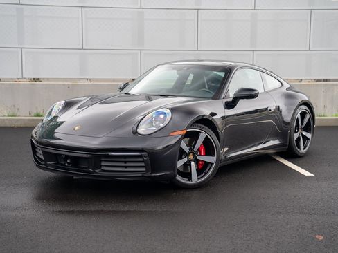 Used 2024 Porsche 911 Carrera 4S image 1