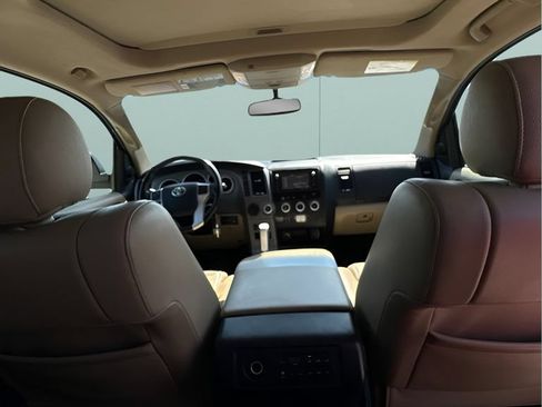 Used 2015 Toyota Sequoia Limited RWD image 26