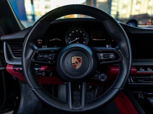 Used 2024 Porsche 911 Carrera 4S image 6