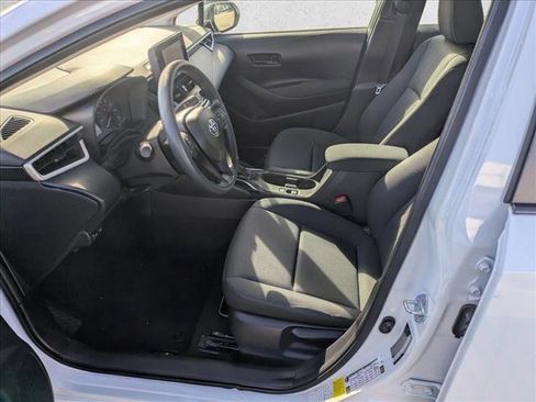Used 2025 Toyota Corolla LE image 14