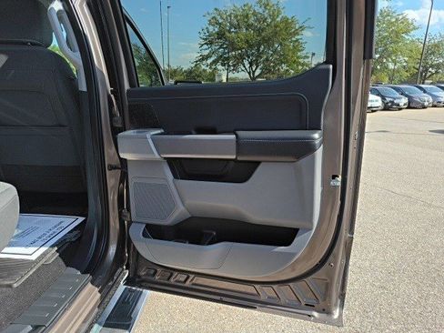 Used 2022 Ford F150 XLT w/ Equipment Group 302A High image 16