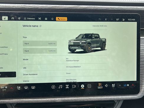 Used 2022 Rivian R1T Adventure AWD/4WD image 11
