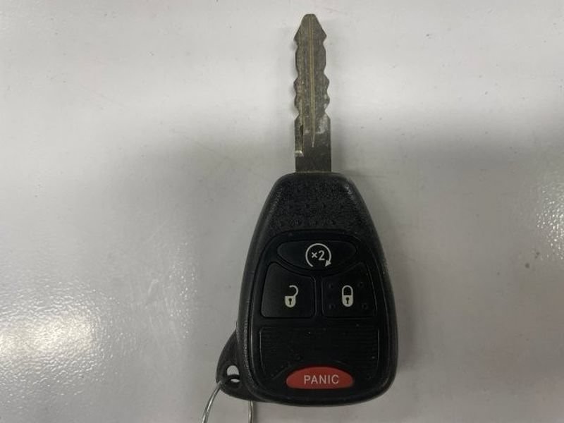 Used 2016 Jeep Wrangler Unlimited Sahara w/ Connectivity Group AWD/4WD image 19