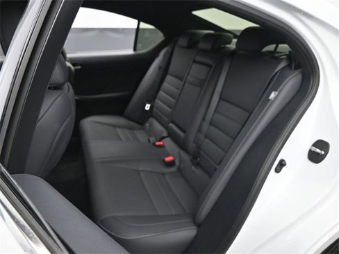 Certified 2021 Lexus IS 350 F Sport image 30