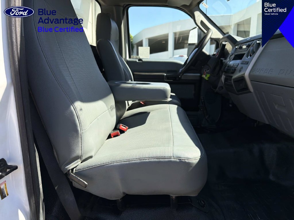 Used 2022 Ford F650 2WD Regular Cab Super Duty image 26