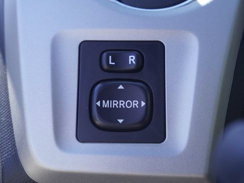 Used 2013 Toyota Matrix S w/ S Sport Pkg FWD image 10