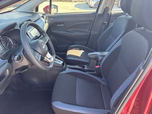 Used 2025 Nissan Versa SV image 24