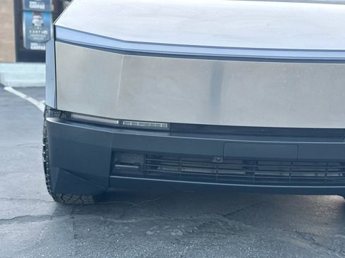 Used 2024 Tesla Cybertruck Cyberbeast AWD/4WD image 4