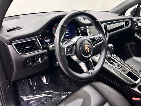 Used 2017 Porsche Macan S AWD/4WD image 11