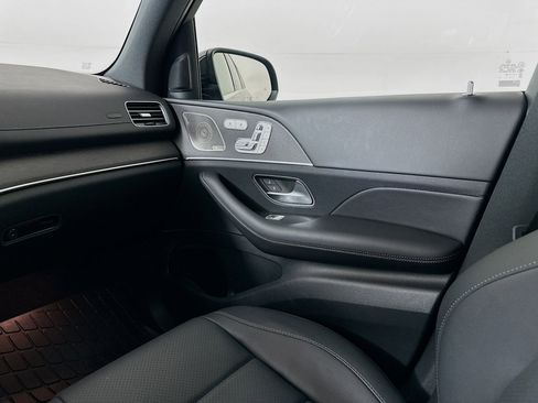 Certified 2023 Mercedes-Benz GLS 450 4MATIC image 26