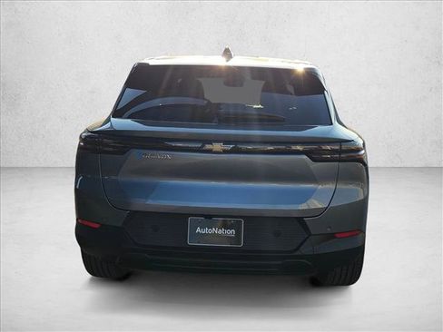 New 2026 Chevrolet Equinox EV LT image 8