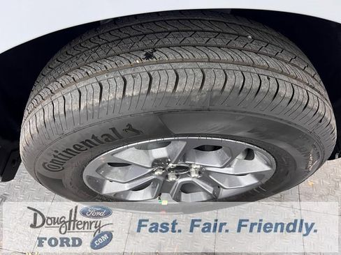 New 2025 Ford Maverick XLT w/ XLT Luxury Package image 16