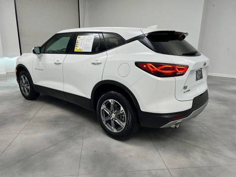 Used 2025 Chevrolet Blazer LT FWD image 5