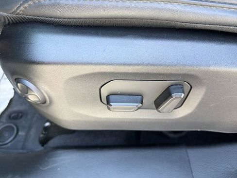 Used 2025 Jeep Gladiator Rubicon image 17