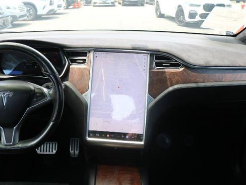 Used 2016 Tesla Model X Performance AWD/4WD image 21