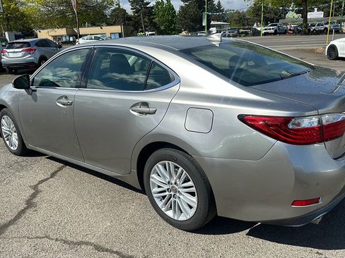 Used 2015 Lexus ES 350 w/ Luxury Package image 6