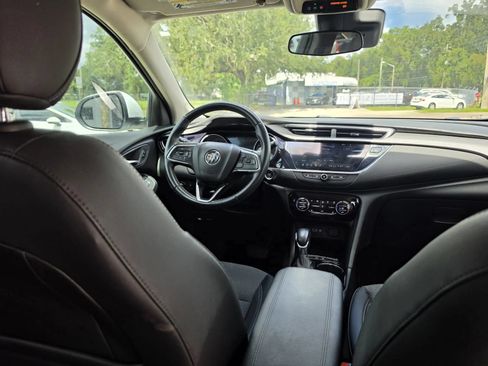 Used 2022 Buick Encore GX Select FWD image 16