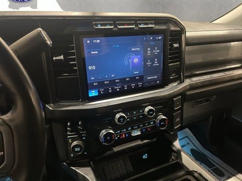 Used 2024 Ford F350 Lariat w/ Black Appearance Package image 15