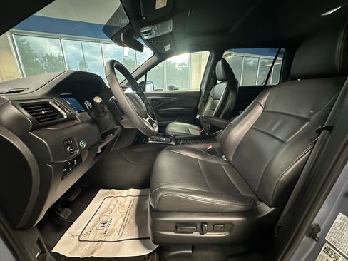 Used 2023 Honda Passport EX-L image 10