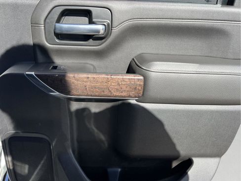 Used 2020 GMC Sierra 2500 Denali w/ Denali Ultimate Package image 18