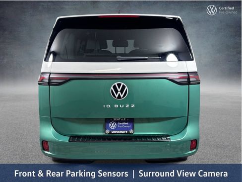 Used 2025 Volkswagen ID. Buzz 1st Edition RWD image 10