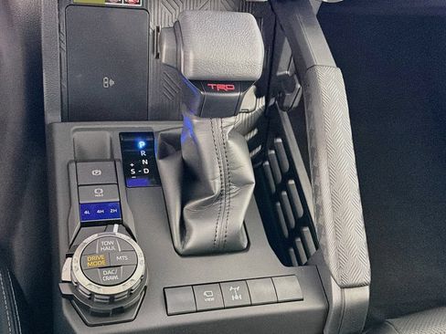 New 2026 Toyota 4Runner TRD Off-Road Premium AWD/4WD image 21