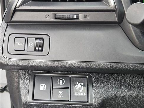 Used 2022 Honda Insight Touring image 11