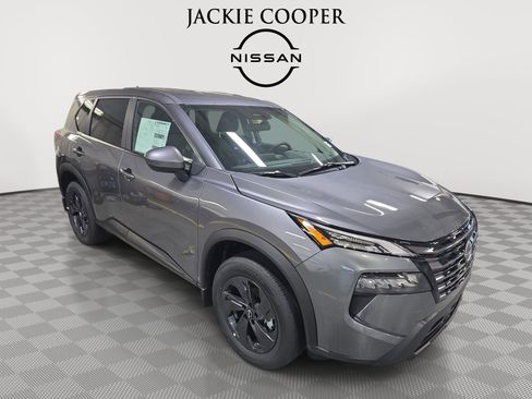 New 2026 Nissan Rogue SV AWD/4WD image 3