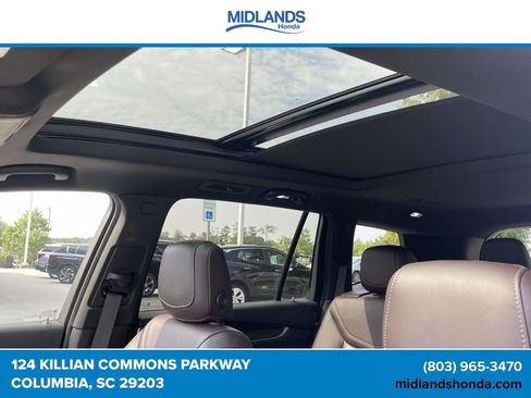 Used 2021 Cadillac XT6 Premium Luxury AWD/4WD image 17