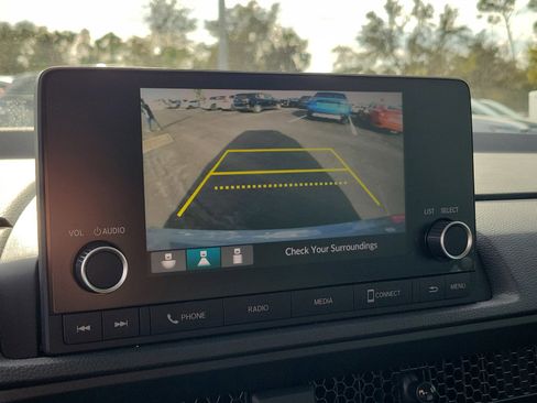 Used 2023 Honda CR-V LX image 24