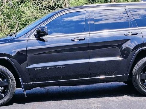 Used 2015 Jeep Grand Cherokee Altitude AWD/4WD image 7